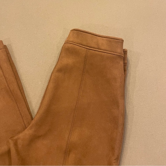 SPANX Faux Suede Pull On Flare Pants Rich Caramel Size Medium New With Tag - Picture 2 of 13